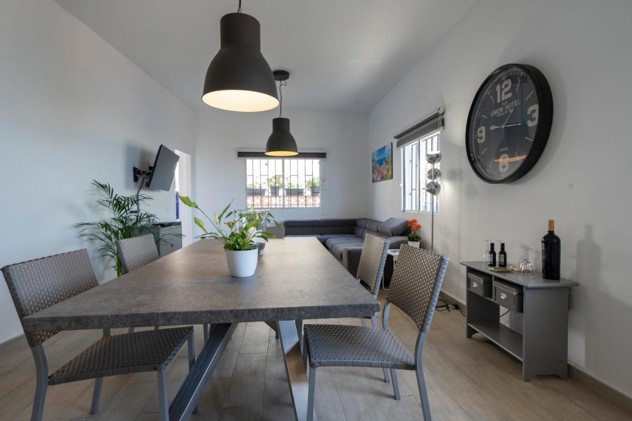 Holiday home Spacious House With Huge Terrace Facing The Sea *
